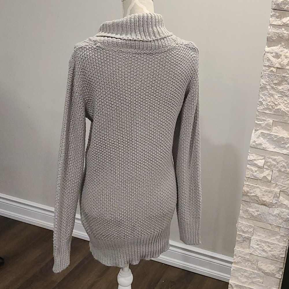 Suzy Shier Grey cable knit collared sweater - Picture 3 of 6